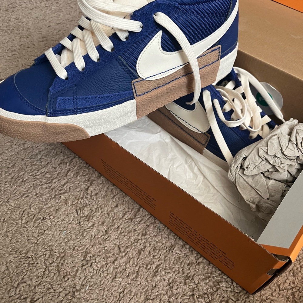 Nike Royal Blue Blazer Low Pro Club